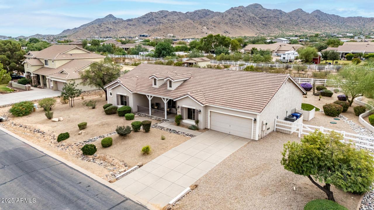 9425 W Golddust Dr., Queen Creek, AZ 85144