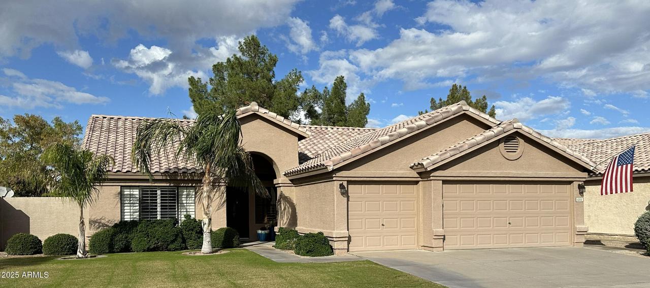 1222 W Honeysuckle Ln., Chandler, AZ 85248