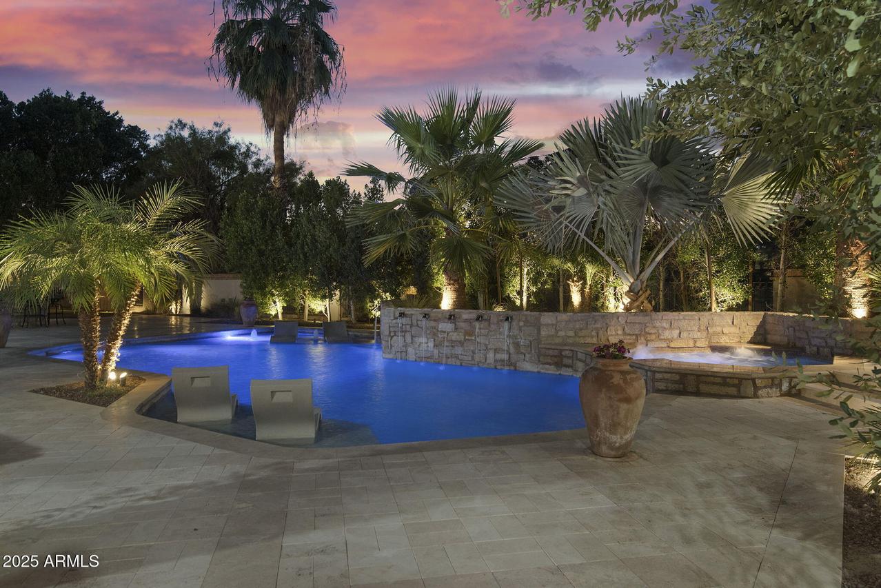 5824 N 33rd Pl., Paradise Valley, AZ 85253
