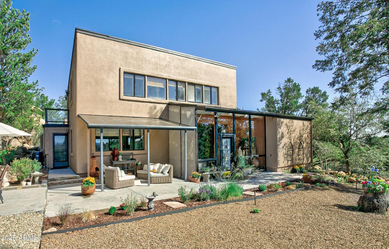 930 Country Club Dr., Prescott, AZ 86303