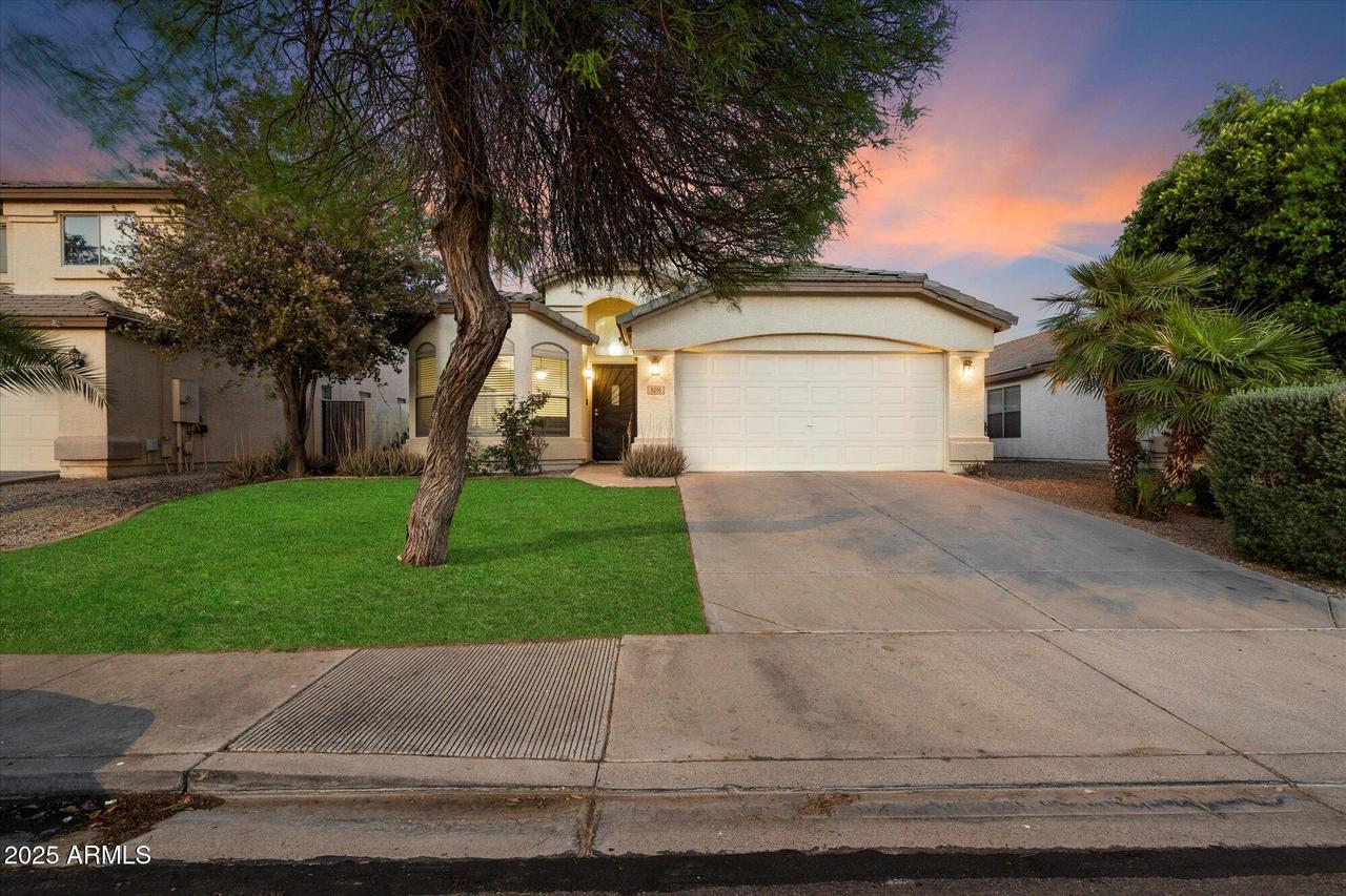 3015 S Woodruff Dr., Mesa, AZ 85212