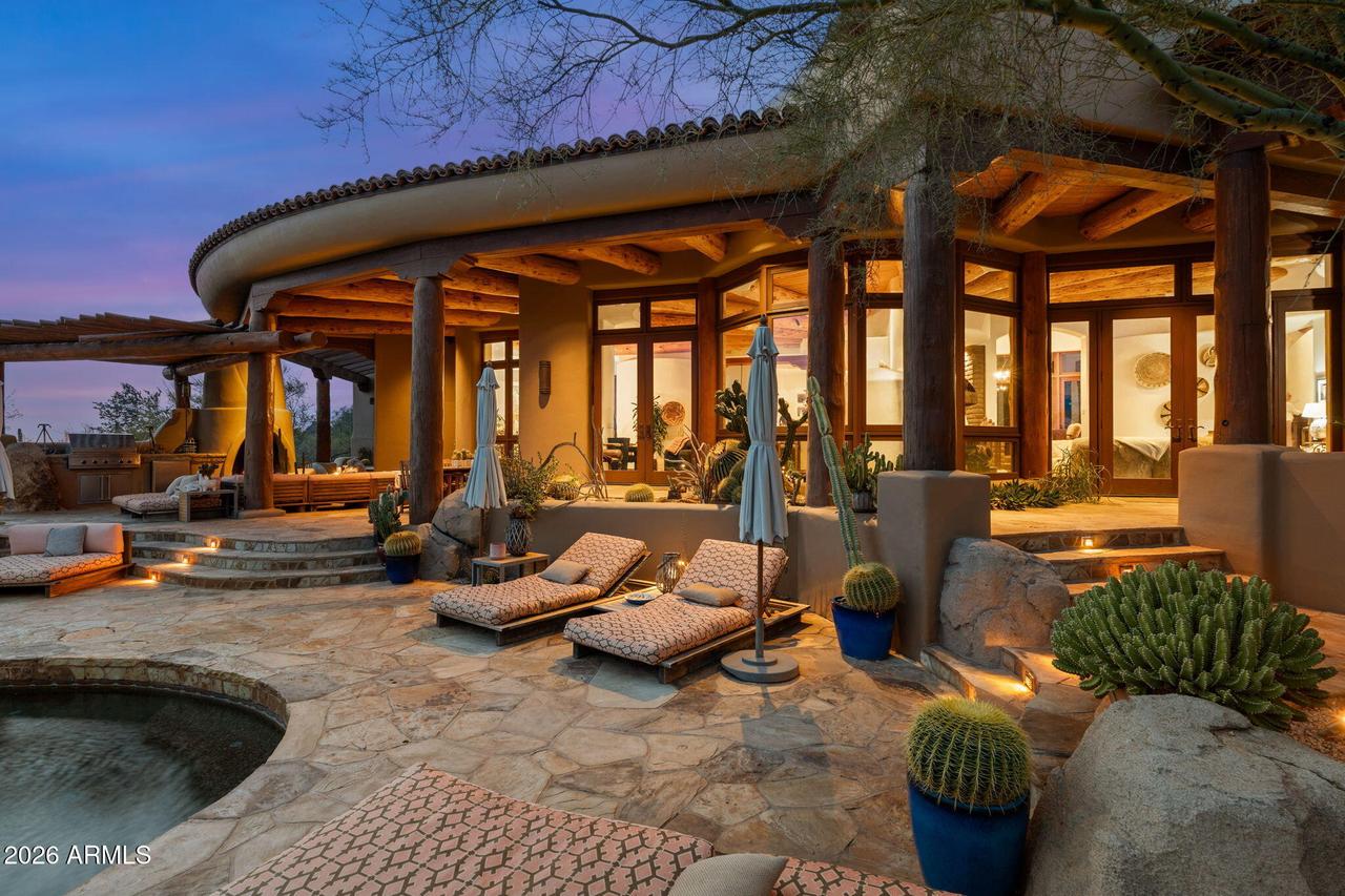 8300 E Dixileta Dr. #263, Scottsdale, AZ 85266