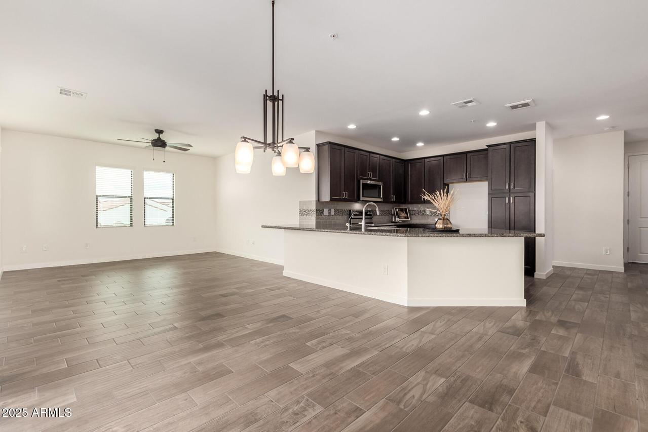 2511 W Queen Creek Rd. #426, Chandler, AZ 85248