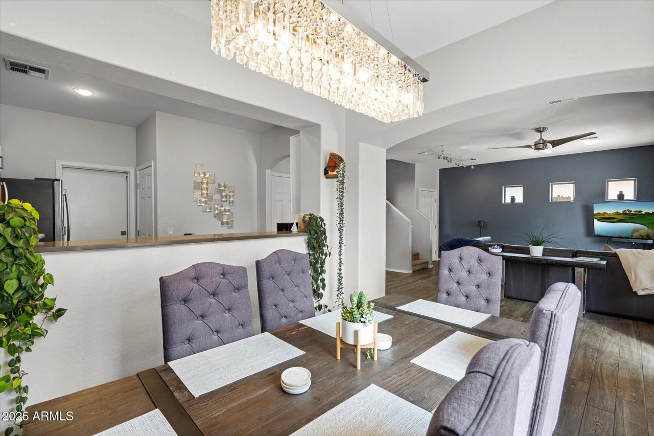 1019 W Kowalsky Ln., Phoenix, AZ 85041