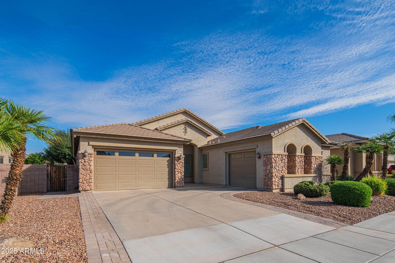 1544 E Grand Canyon Dr., Chandler, AZ 85249