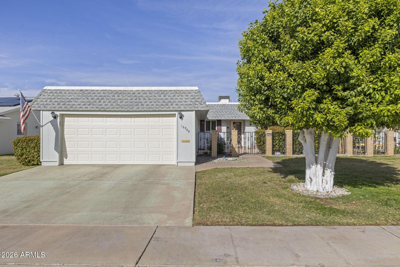 10509 W Roundelay Cir., Sun City, AZ 85351