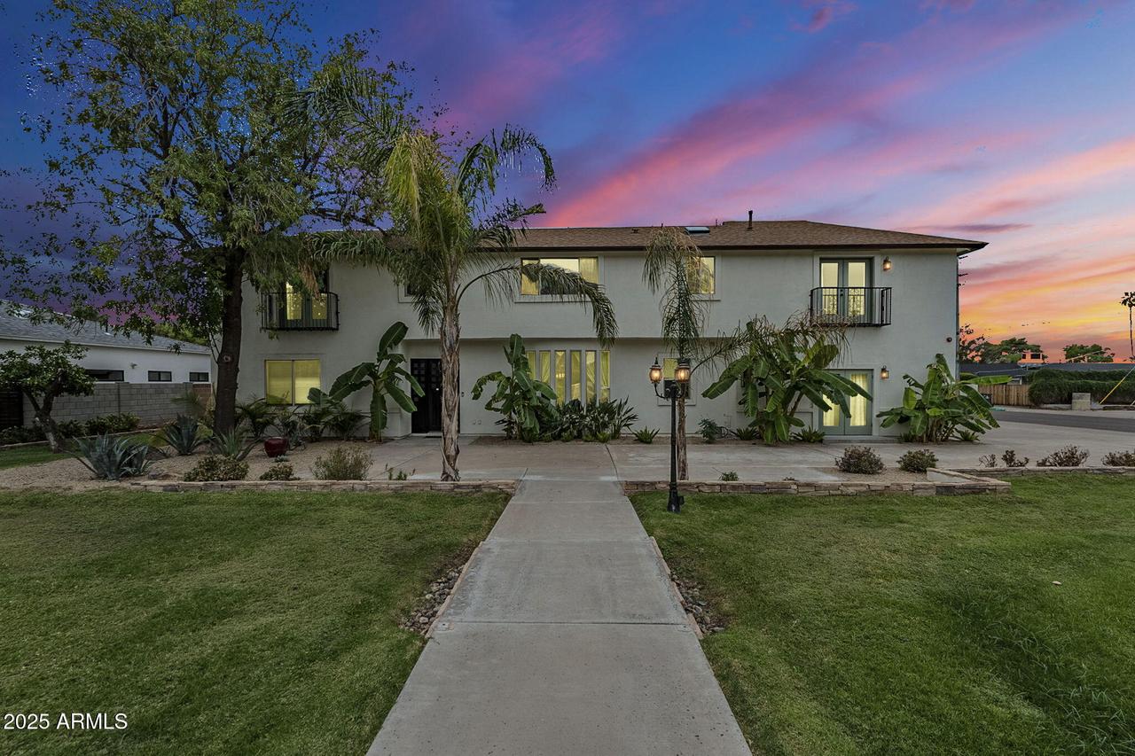 225 W Orchid Ln., Phoenix, AZ 85021