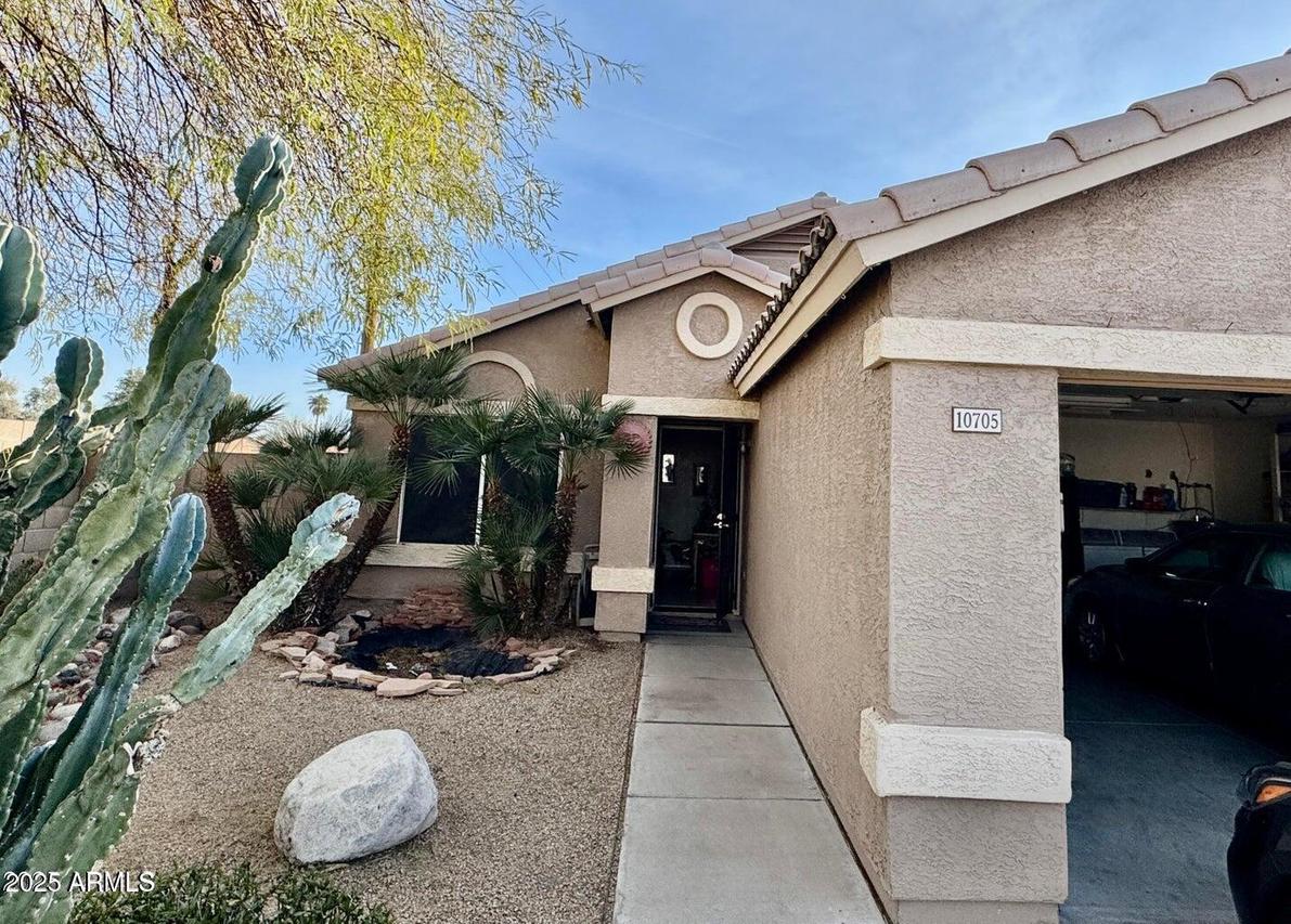 10705 W Montecito Ave., Phoenix, AZ 85037