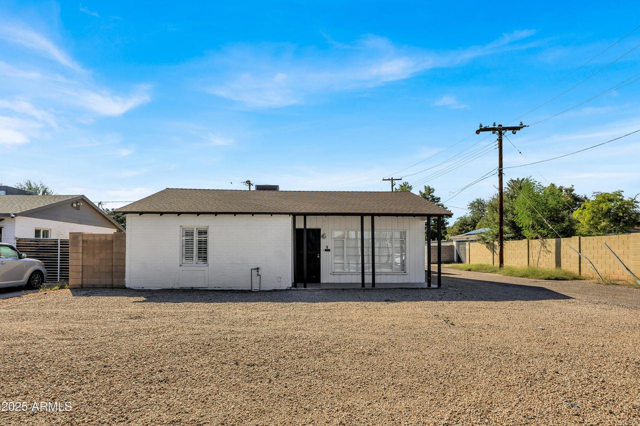 3034 N 15th Ave., Phoenix, AZ 85015