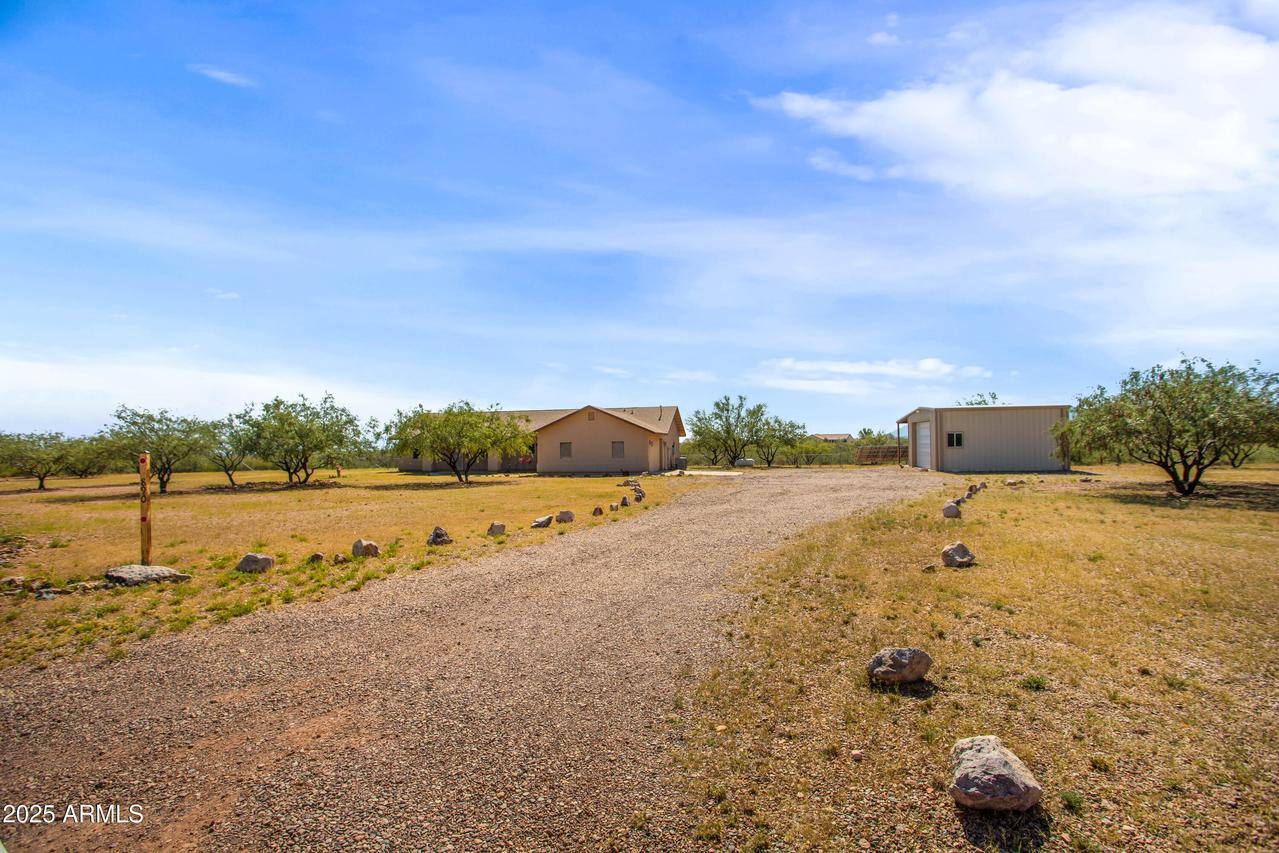 890 E Savino Ct., Huachuca City, AZ 85616