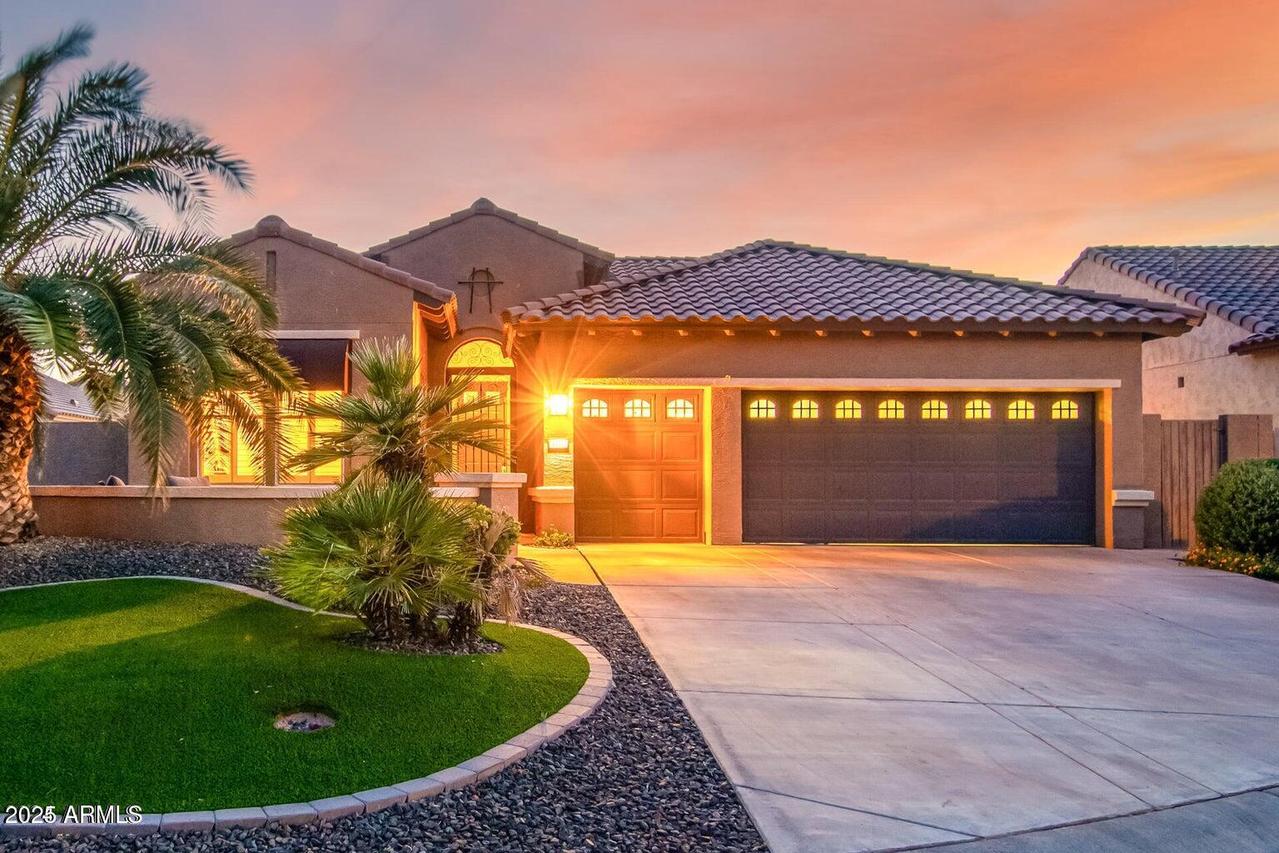 4062 N 160th Dr., Goodyear, AZ 85395