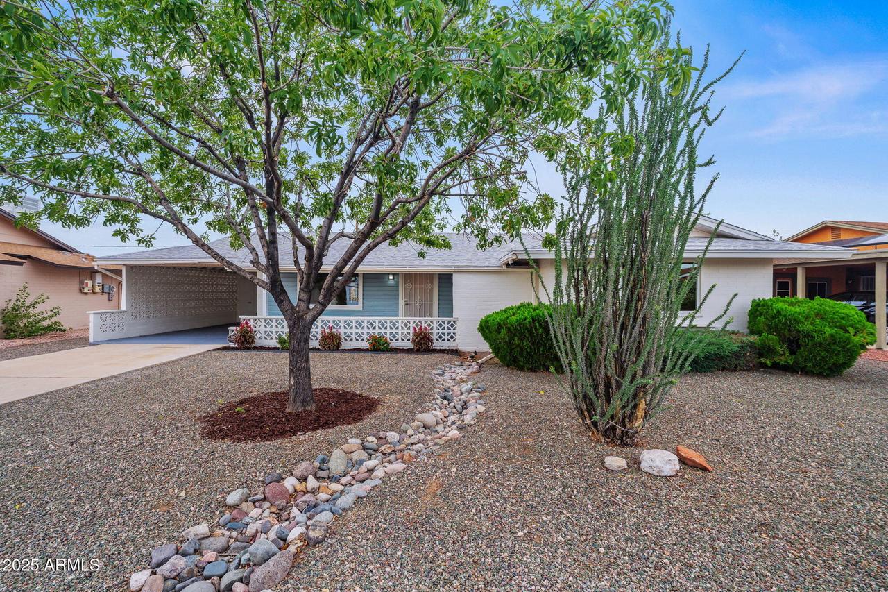 10947 W Canterbury Dr., Sun City, AZ 85351