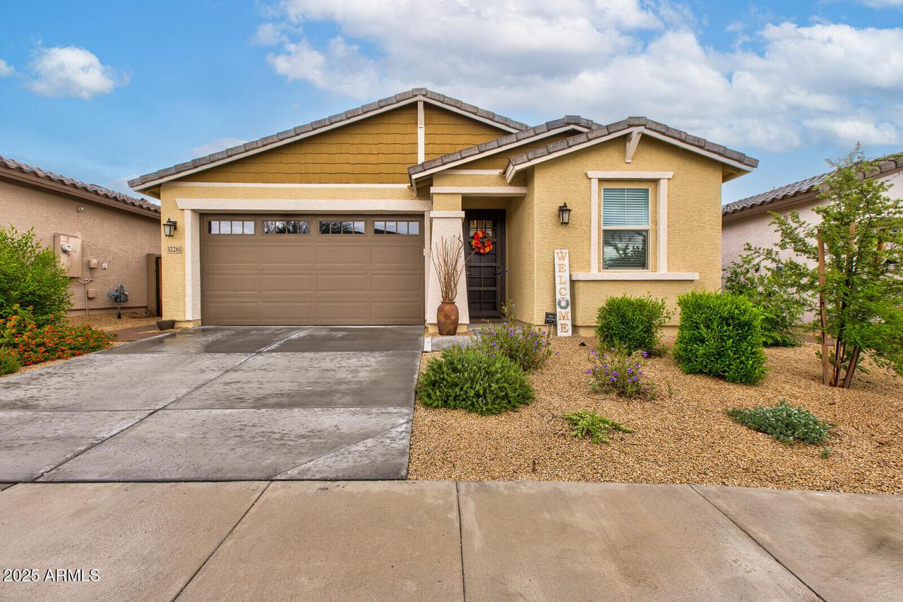 32261 N 21st Dr., Phoenix, AZ 85085