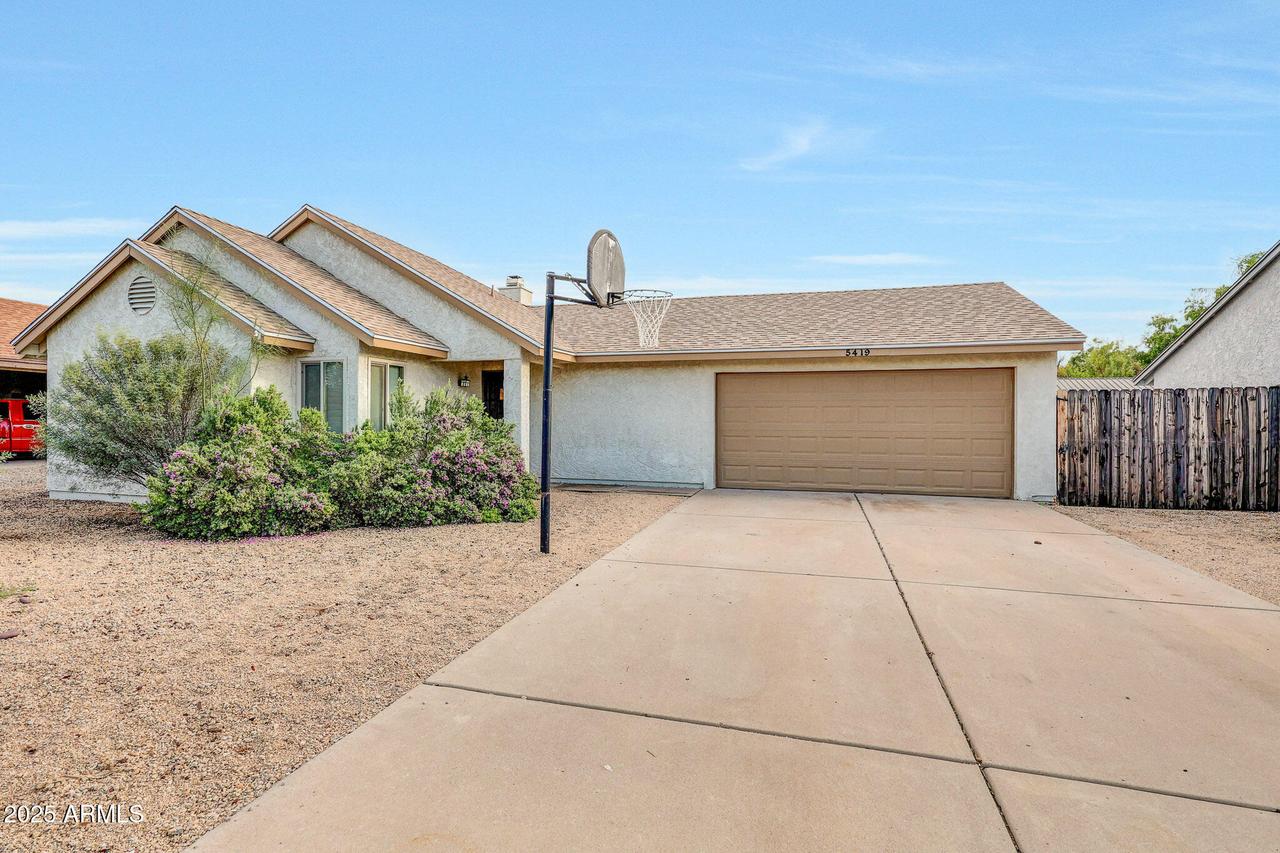 5419 W Eugie Ave., Glendale, AZ 85304