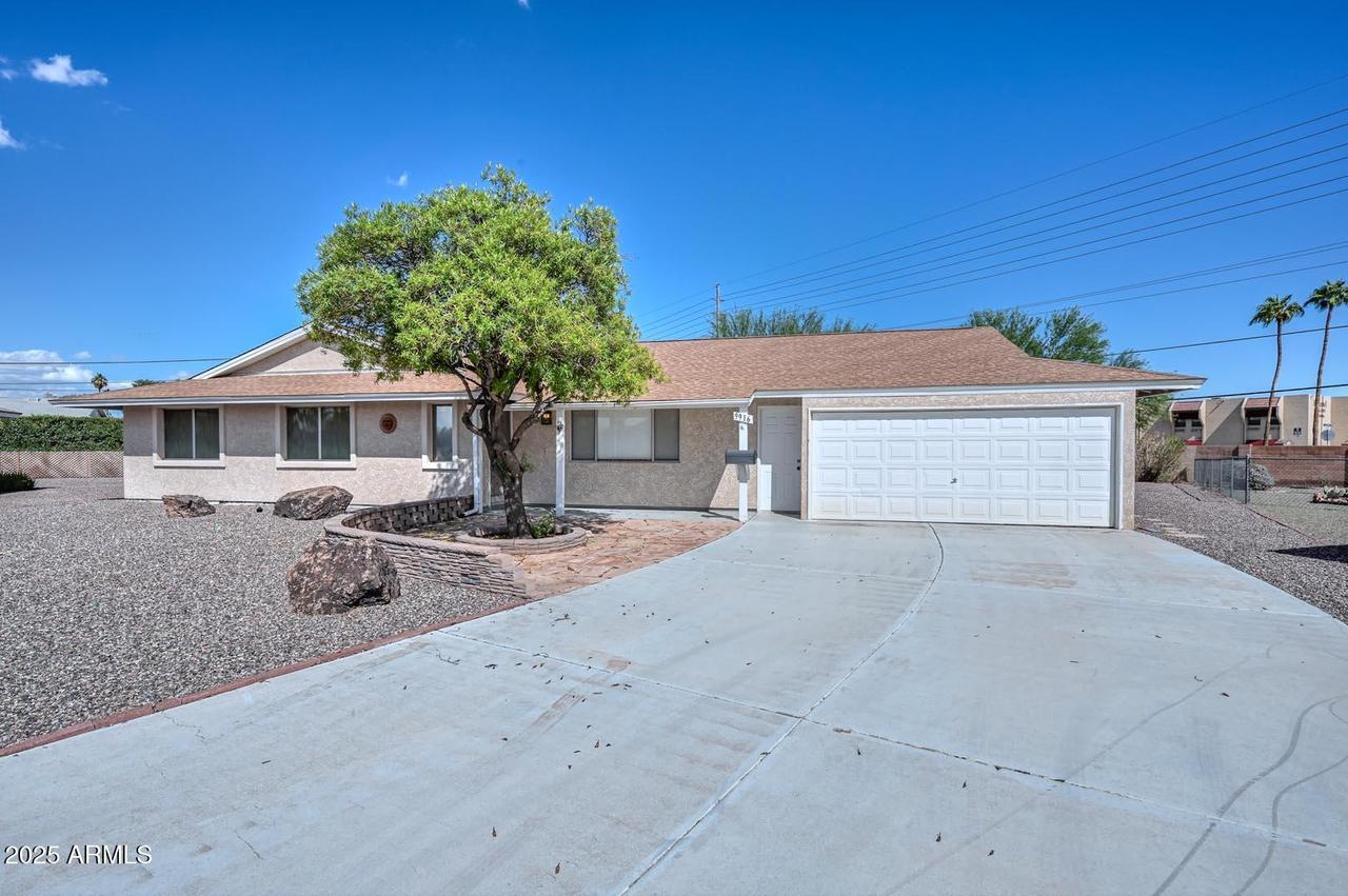 9916 W Hope Cir., Sun City, AZ 85351