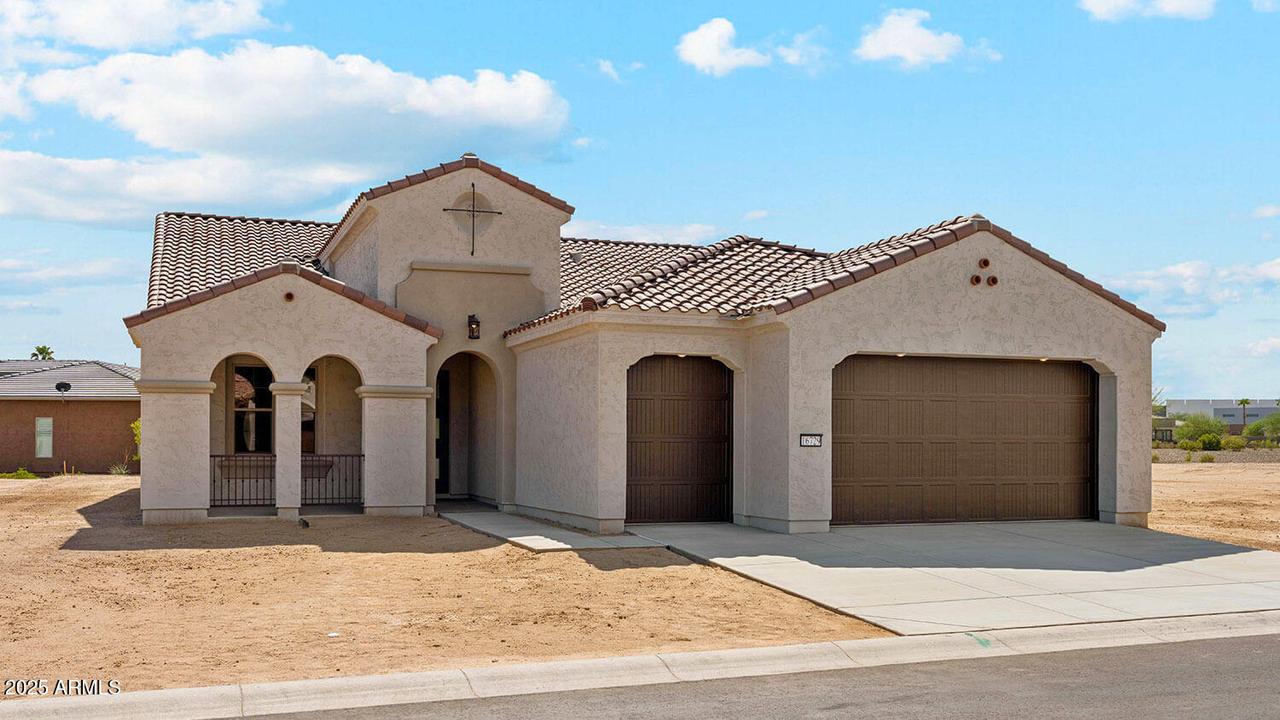 16729 W Sheila Ln., Goodyear, AZ 85395