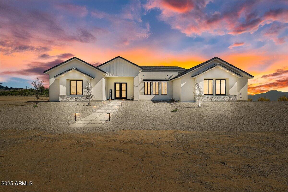 31503 N 170th Dr., Surprise, AZ 85387
