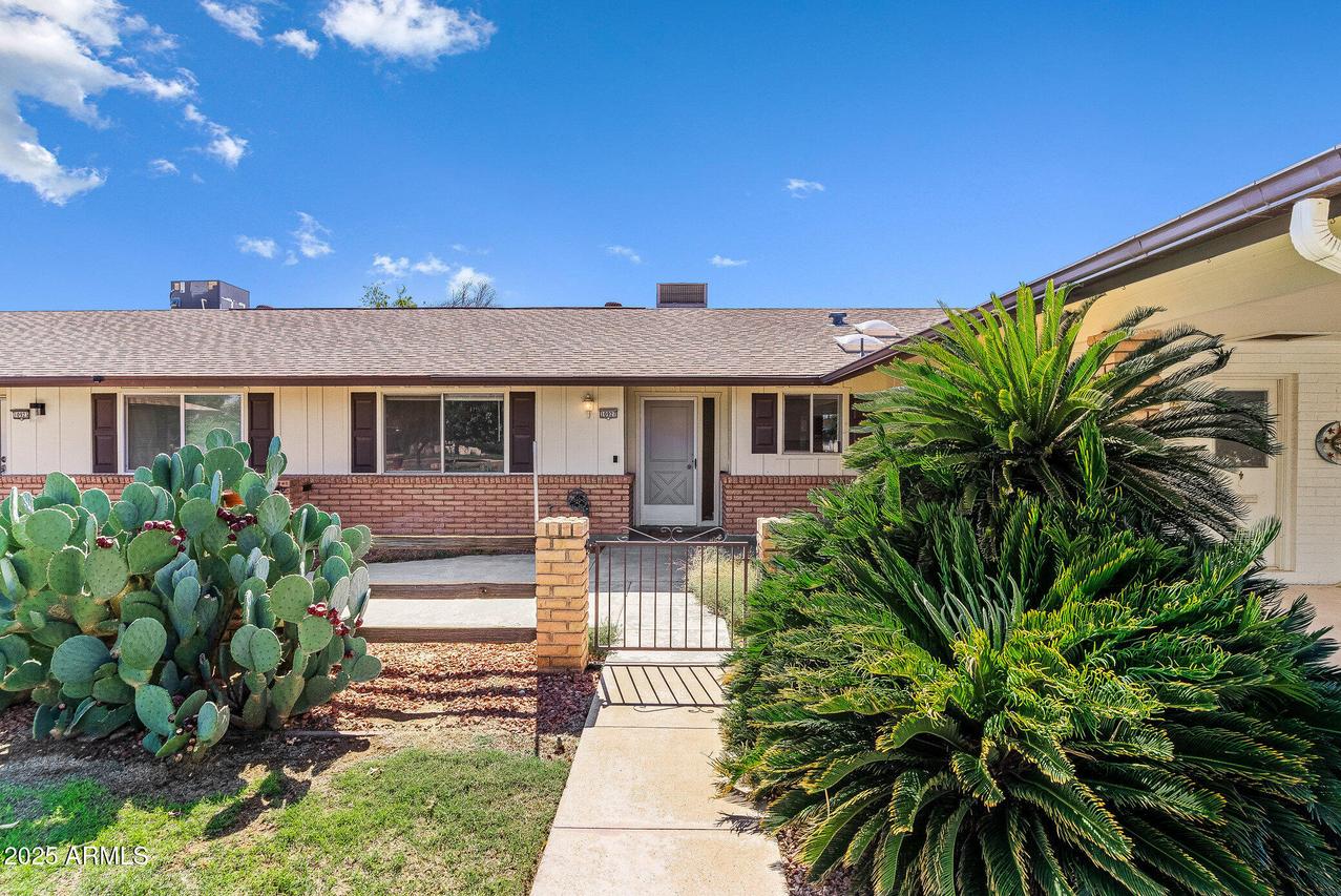 10927 W Peoria Ave., Sun City, AZ 85351