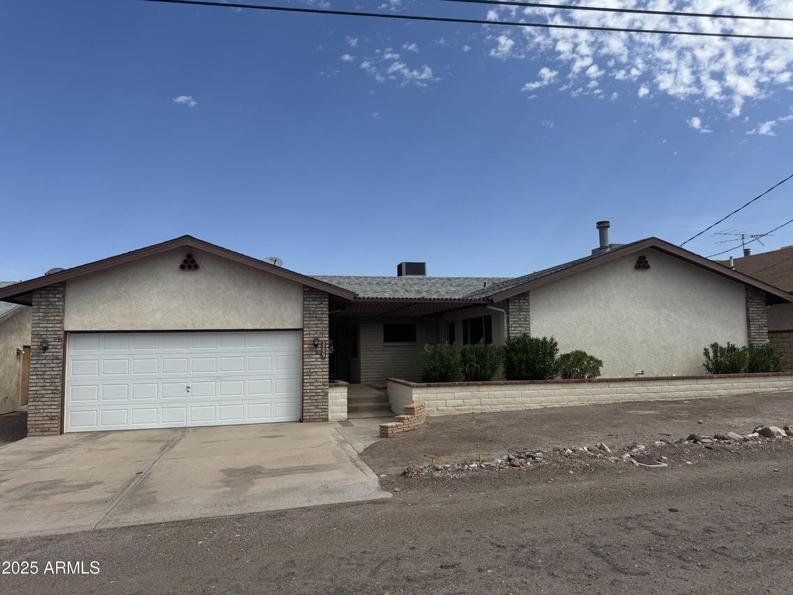 3259 E Katherine Dr., Bullhead City, AZ 86429