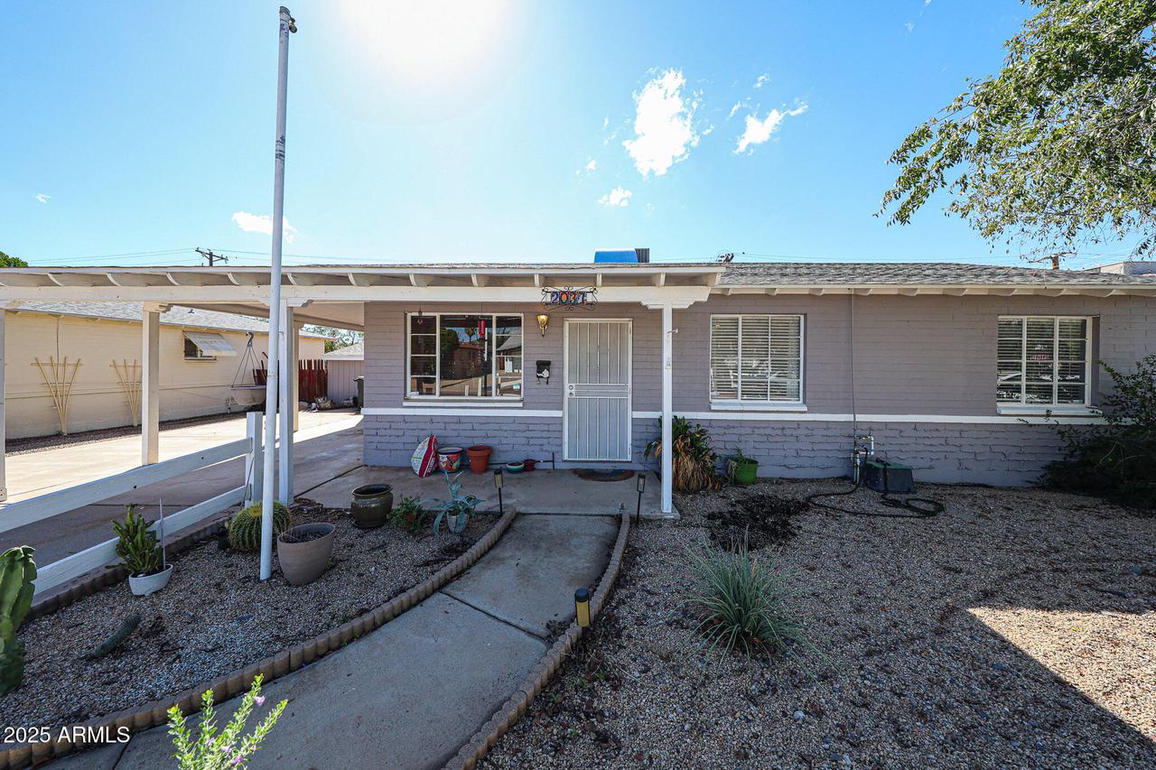 2037 W State Ave., Phoenix, AZ 85021