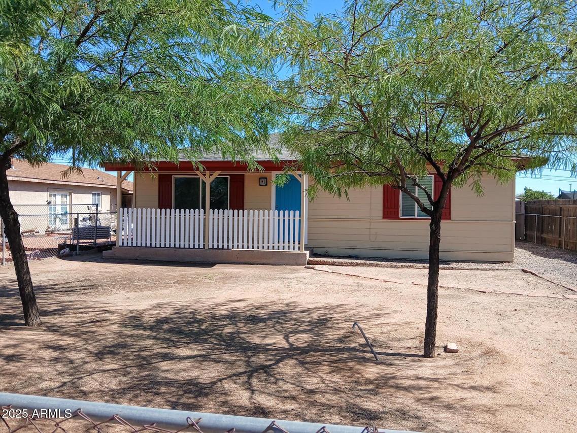 1210 N Arbor Ave., Casa Grande, AZ 85122