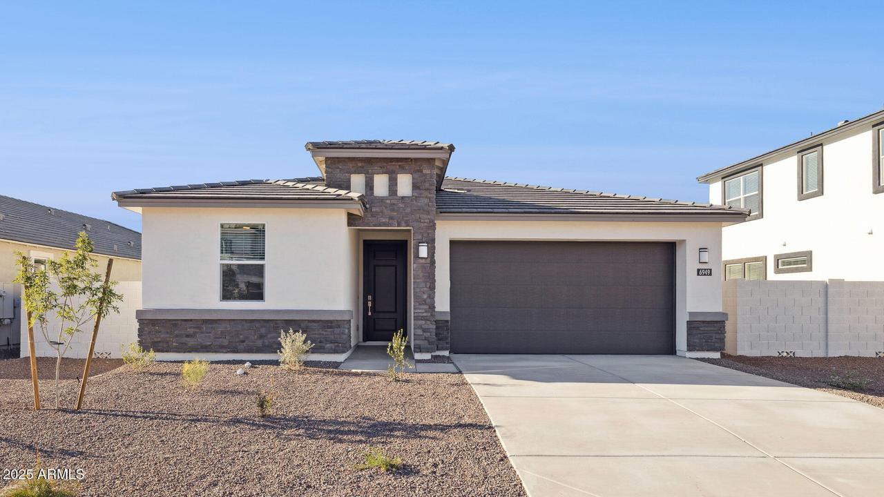 6949 W Buckhorn Tr., Peoria, AZ 85383