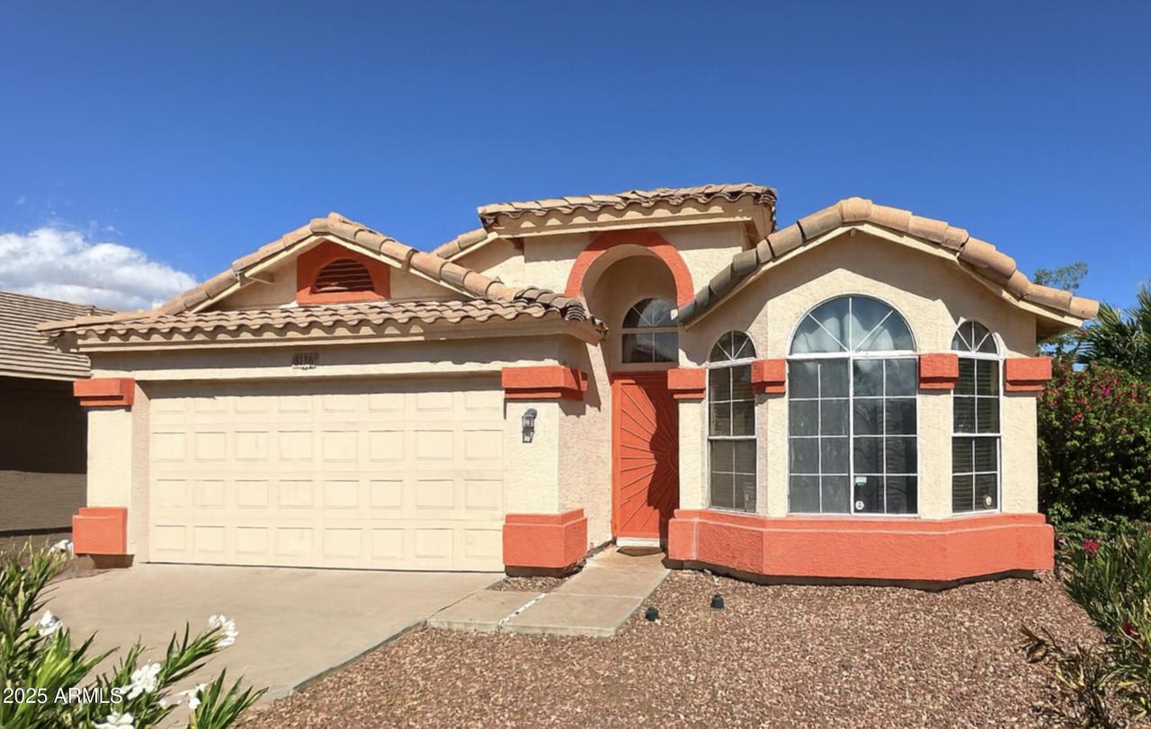 8110 W Lumbee St., Phoenix, AZ 85043
