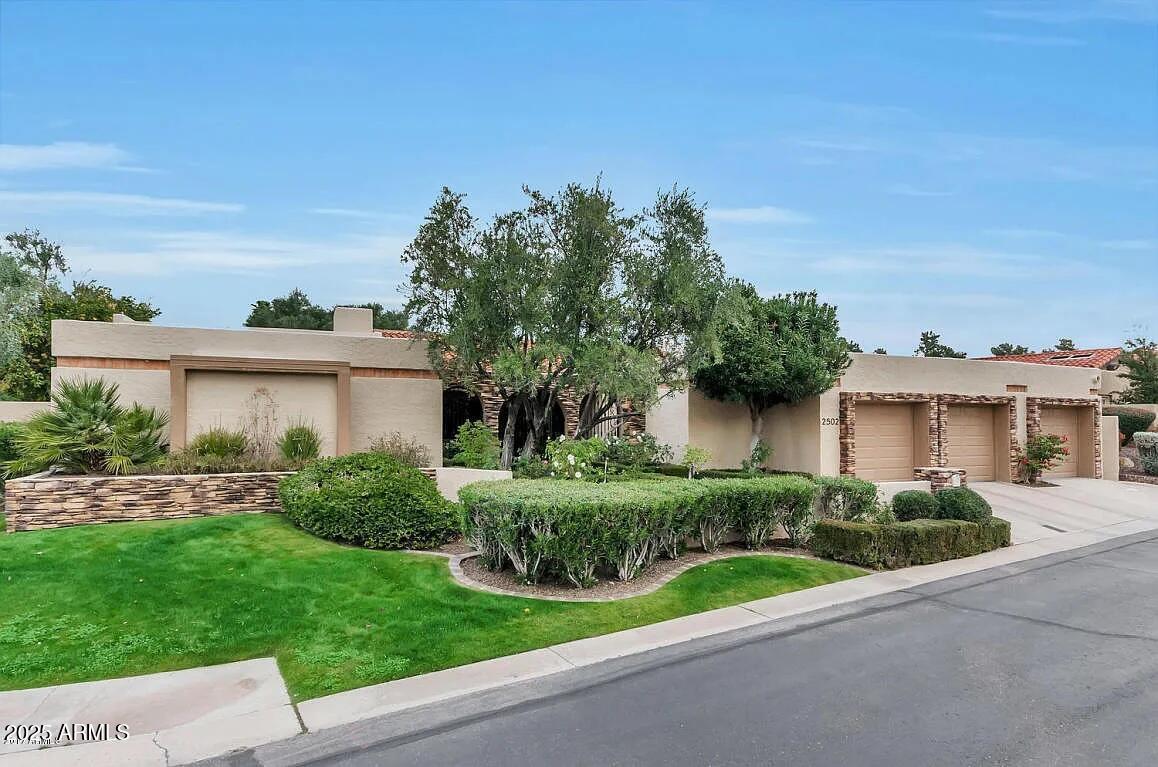 2502 E Montebello Ave., Phoenix, AZ 85016