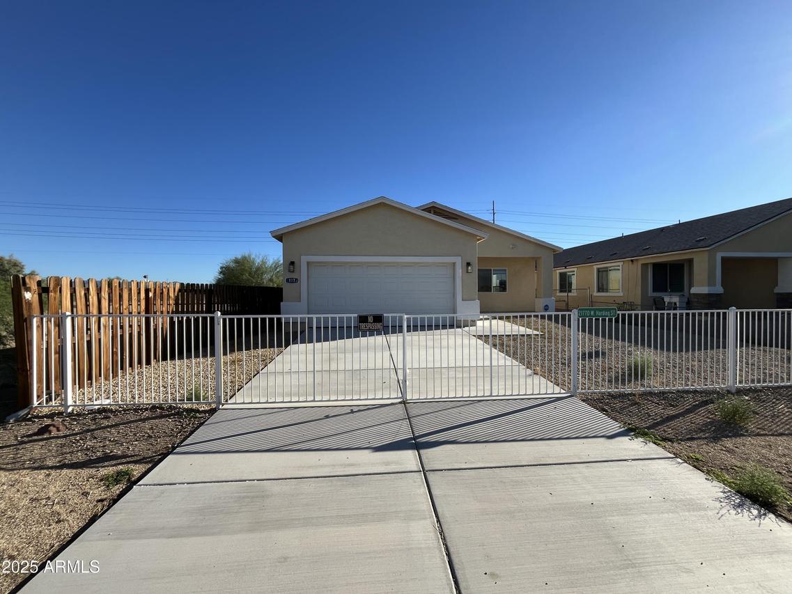 21770 W Harding Ave., Wittmann, AZ 85361