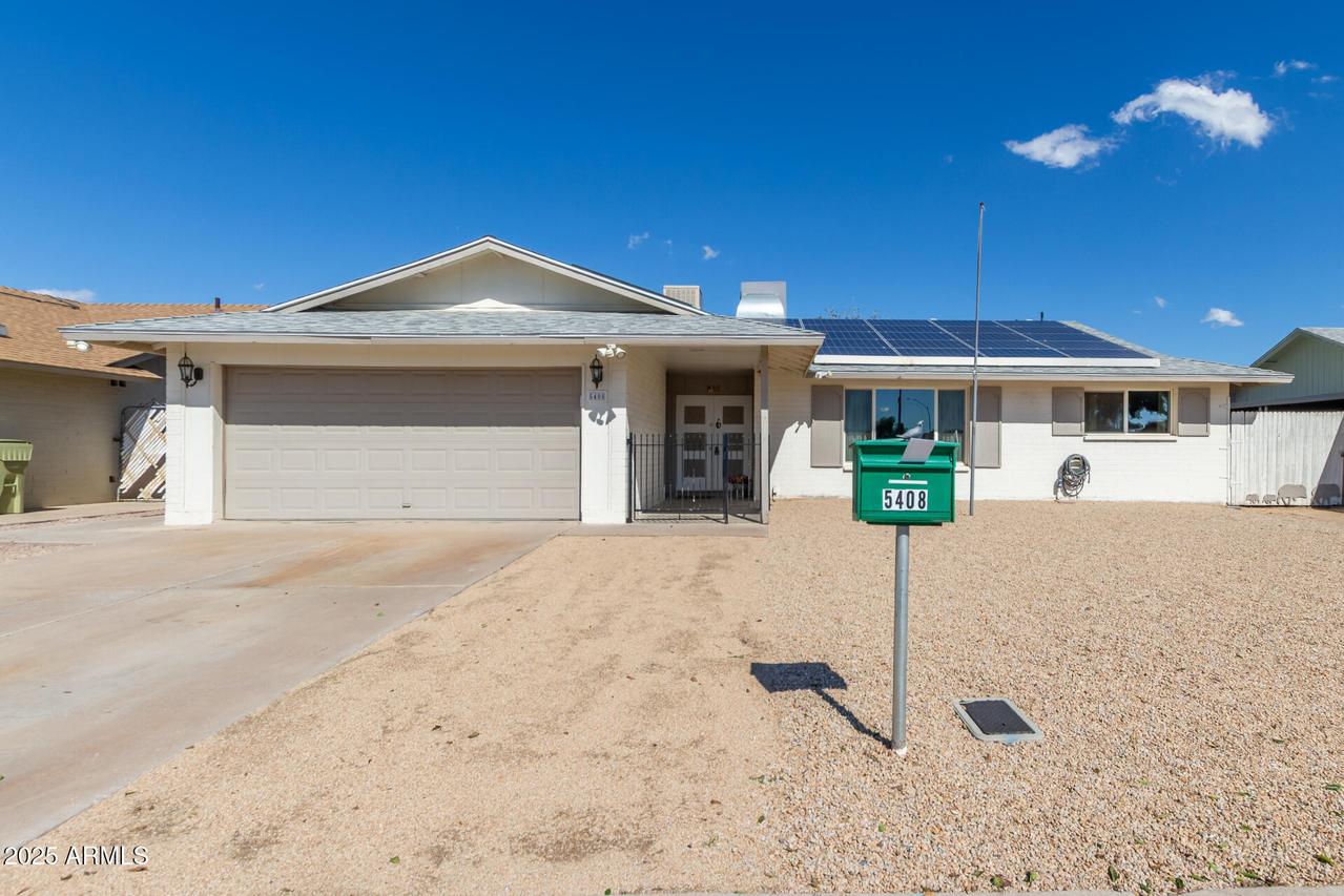 5408 W Country Gables Dr., Glendale, AZ 85306