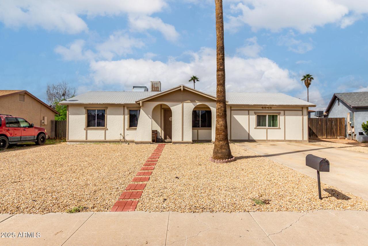4848 N 79th Dr., Phoenix, AZ 85033