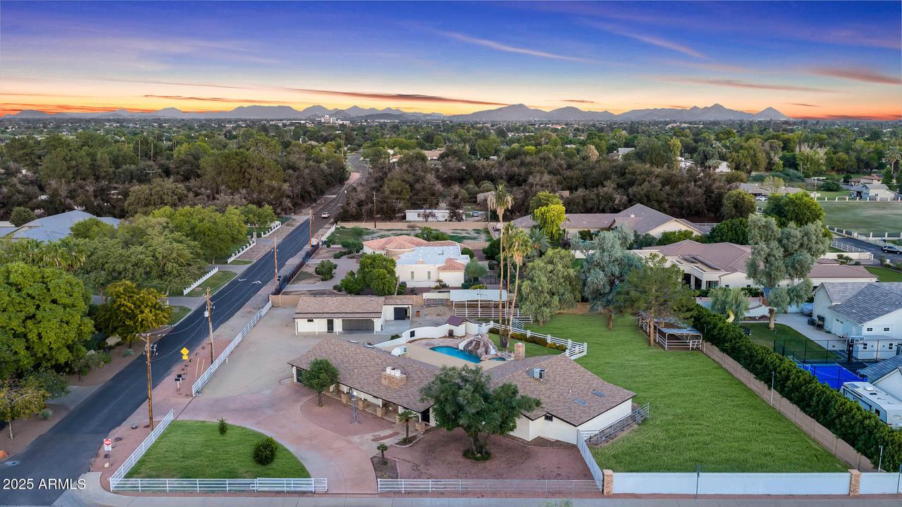 7049 W Surrey Ave., Peoria, AZ 85381