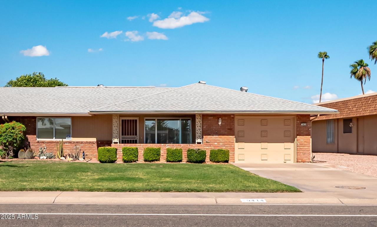 9414 W Greenway Rd., Sun City, AZ 85351