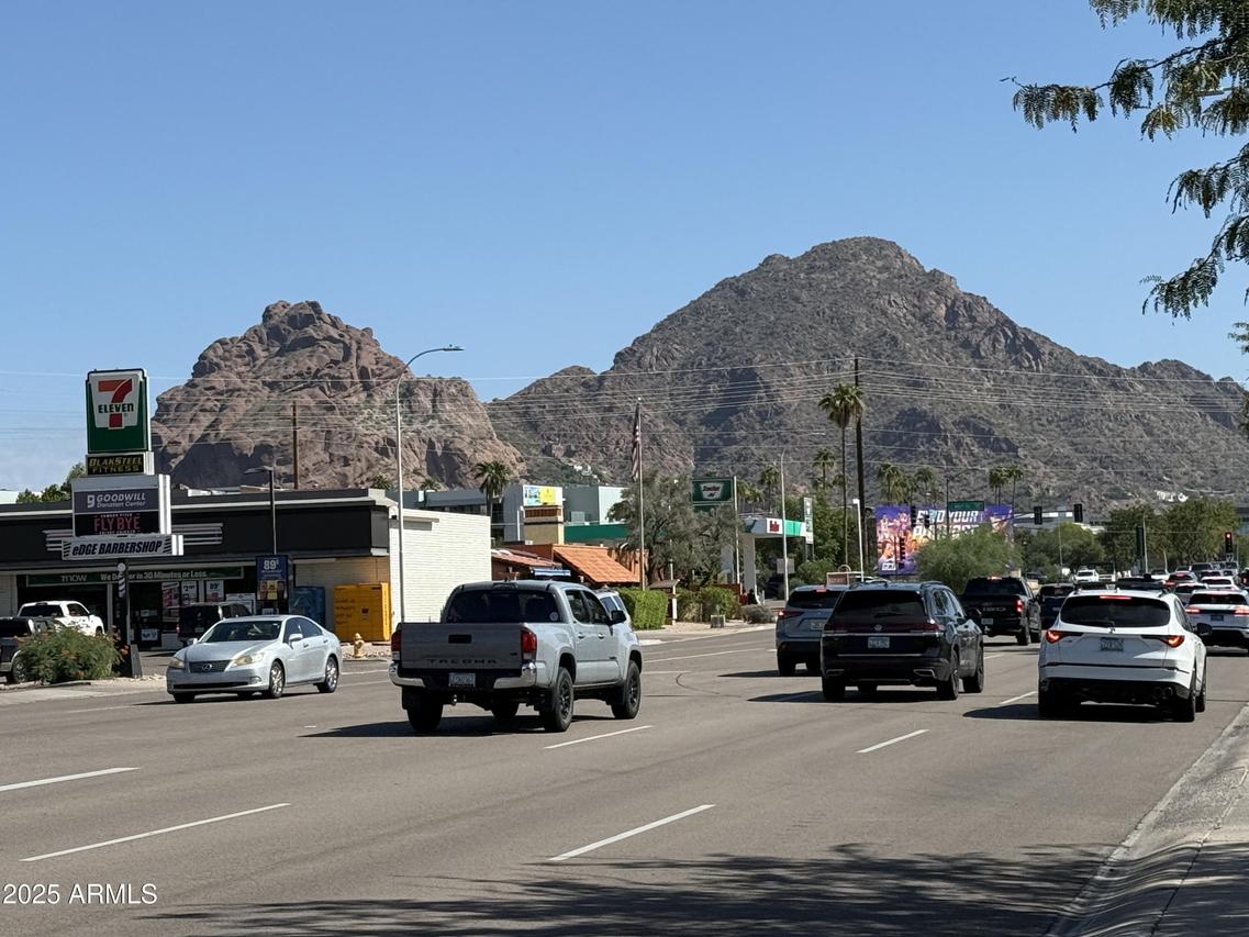 3825 E Camelback Rd. #120, Phoenix, AZ 85018