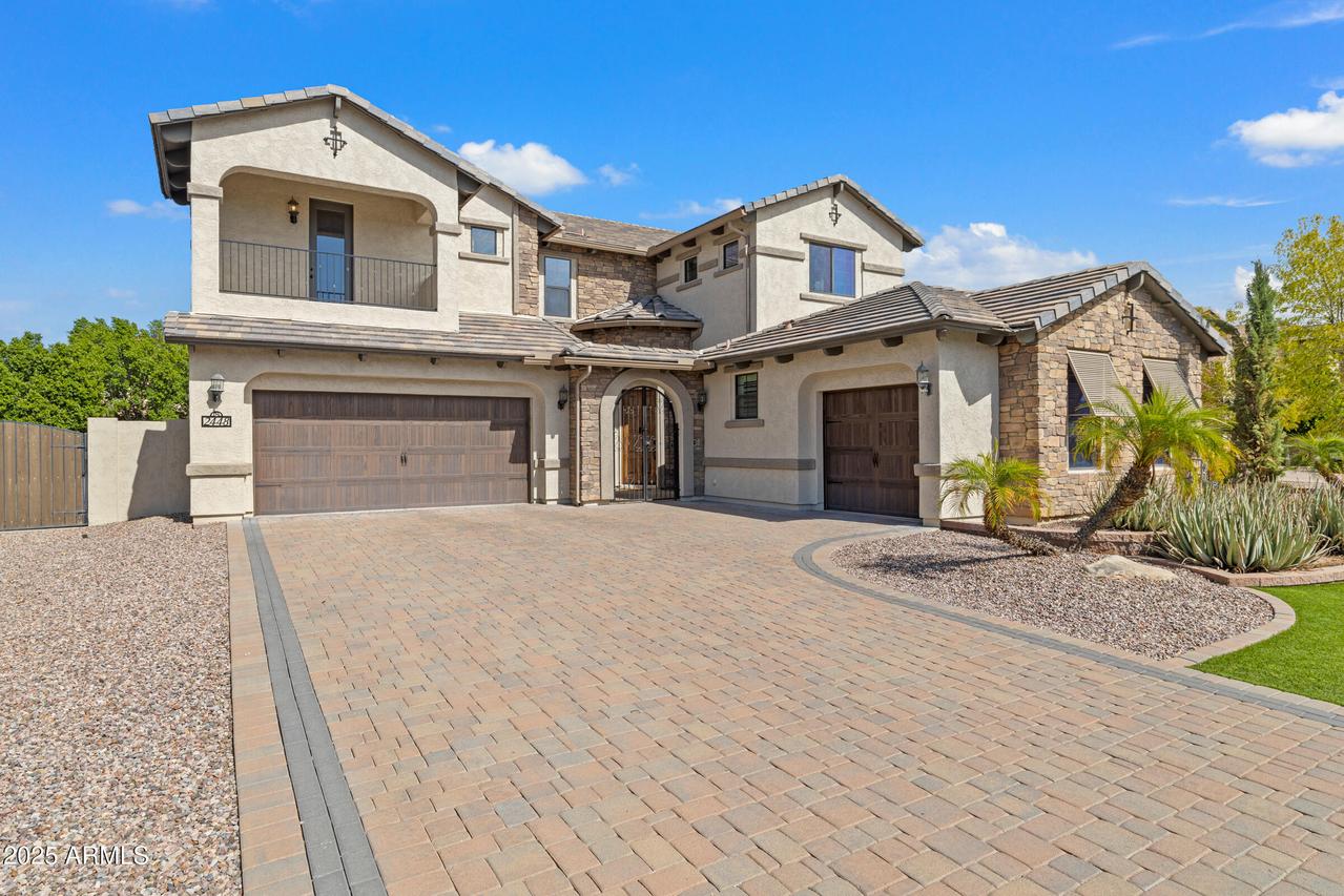2448 E Amber Ct., Gilbert, AZ 85296