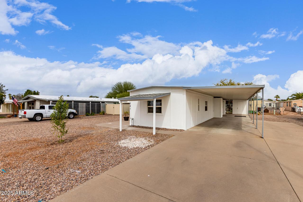 241 S 54th St., Mesa, AZ 85206