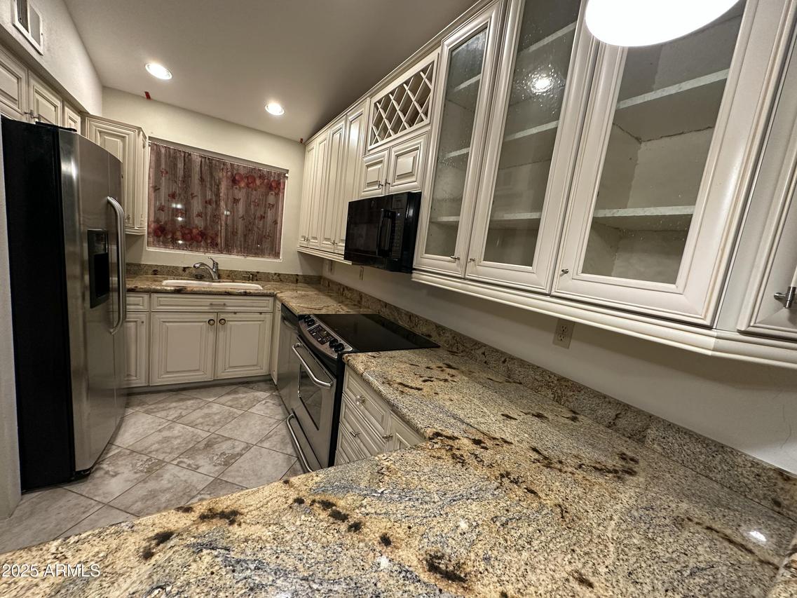 10847 N Fairway Ct. #211, Sun City, AZ 85351