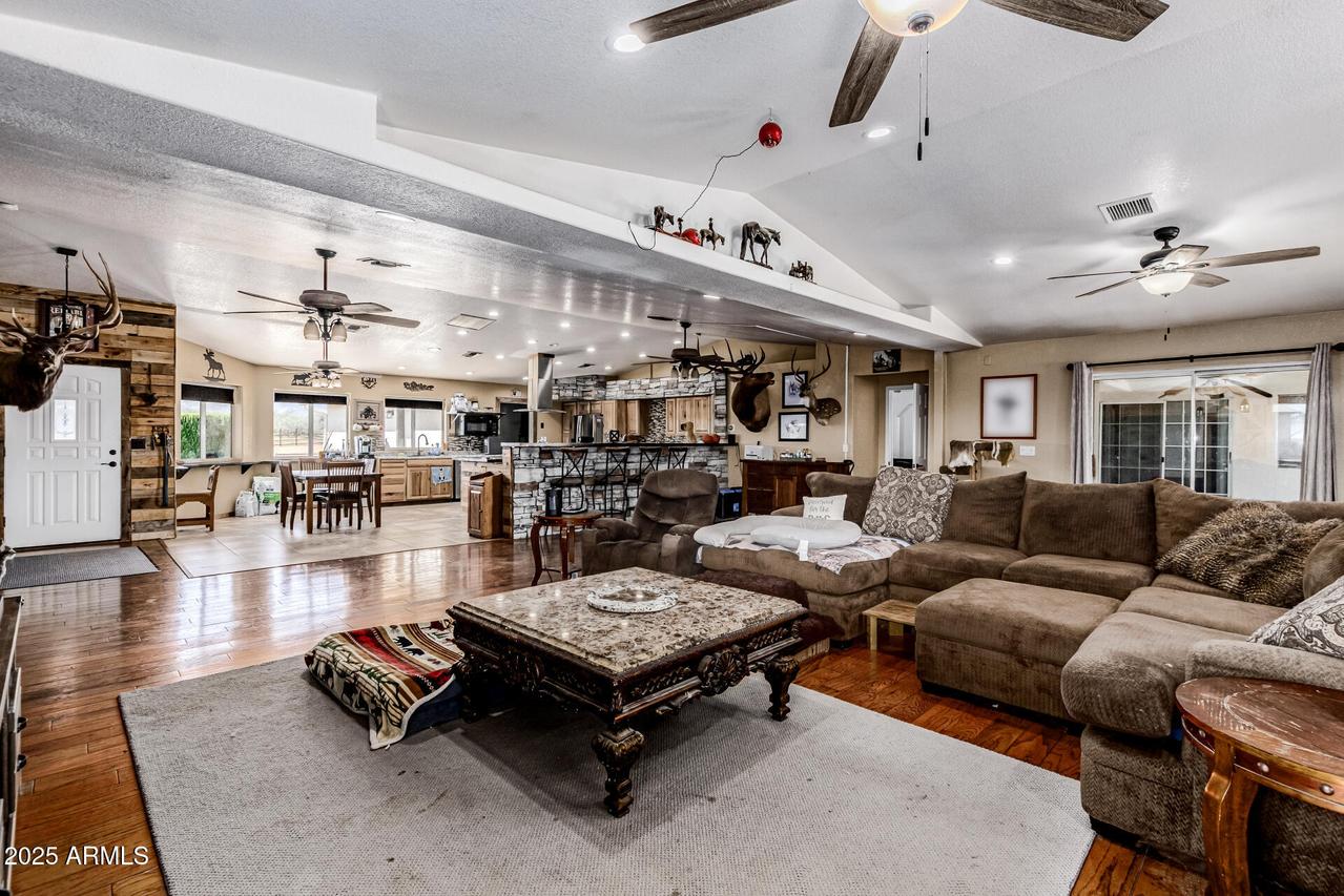 6931 E Camino Garcia, Sierra Vista, AZ 85650