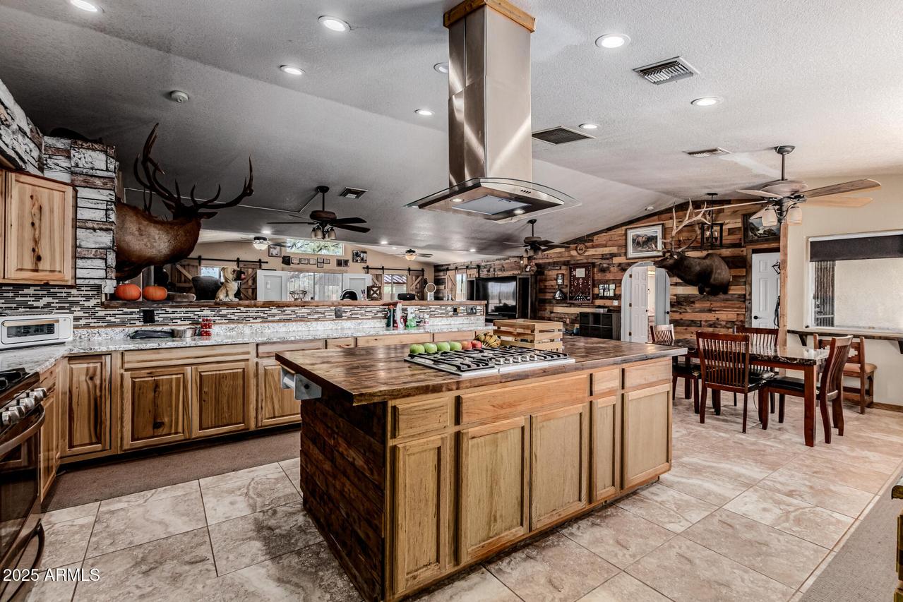 6931 E Camino Garcia, Sierra Vista, AZ 85650