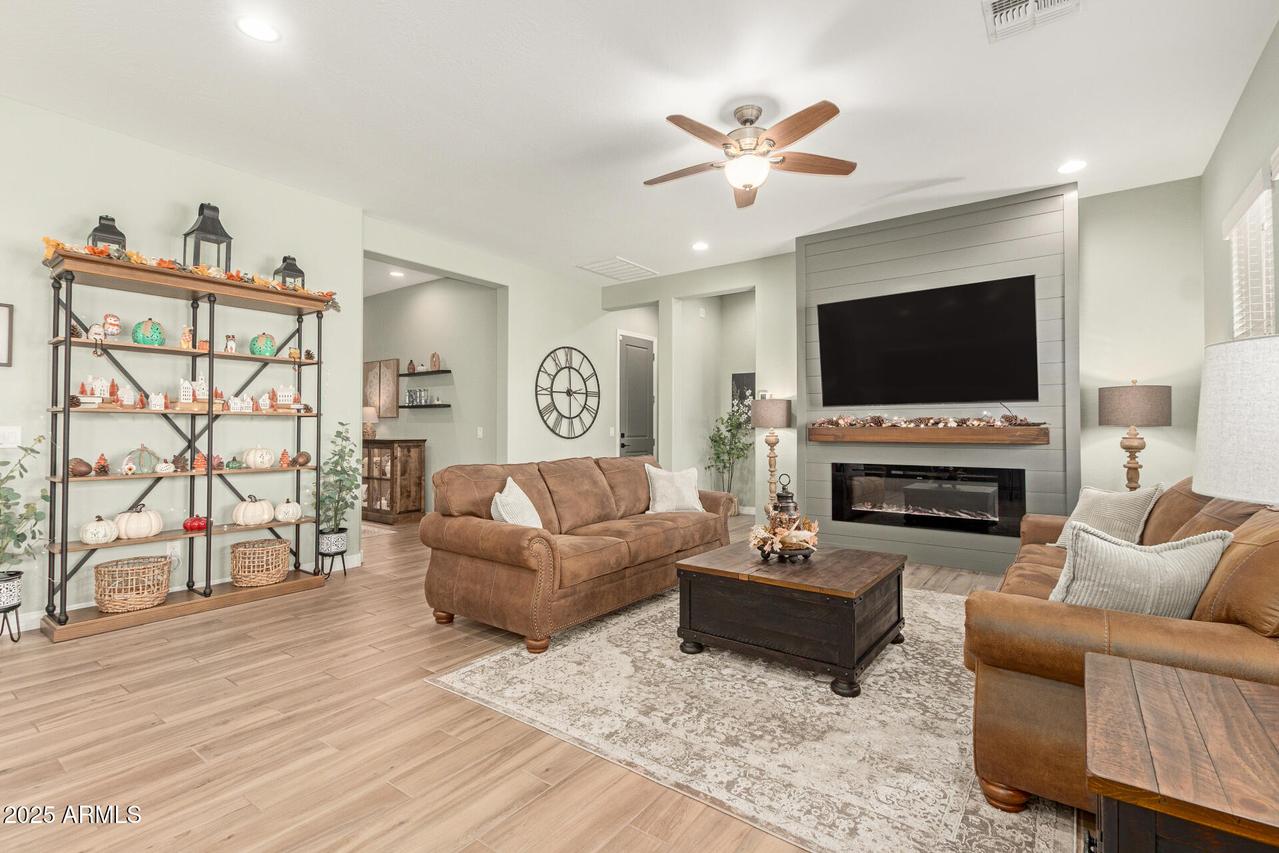 21100 E Swan Dr., Queen Creek, AZ 85142