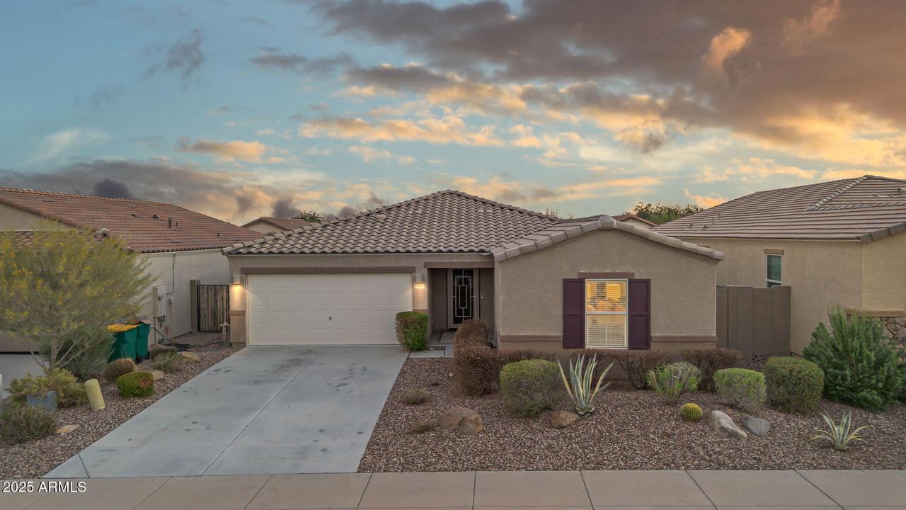 18437 E El Buho Pequeno, Gold Canyon, AZ 85118