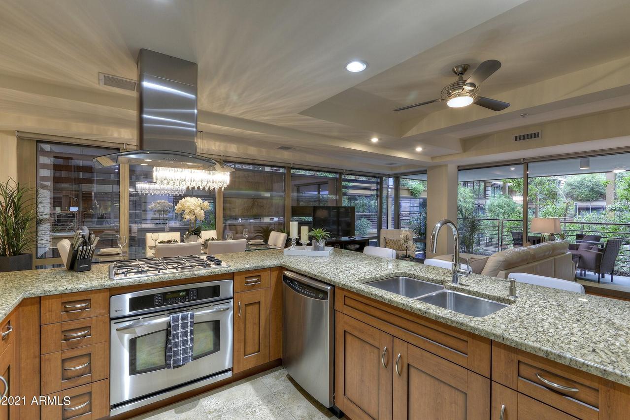 7157 E Rancho Vista Dr. #2012, Scottsdale, AZ 85251
