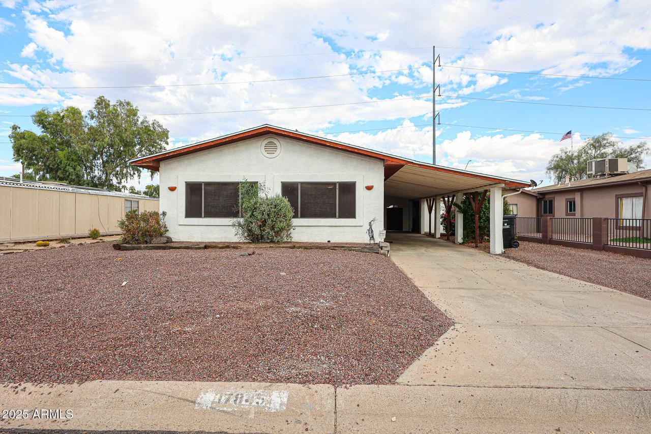 17845 N 6th St., Phoenix, AZ 85022