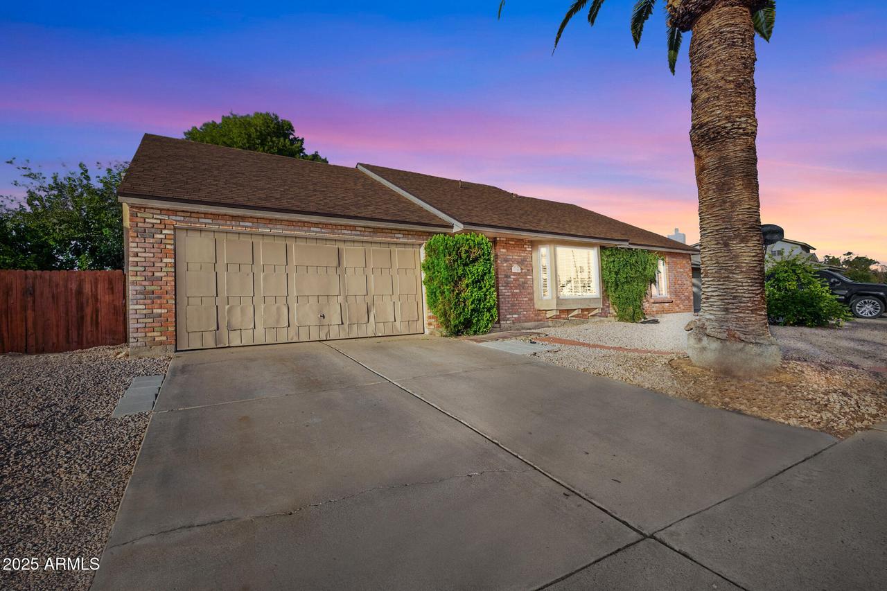 1358 W Lobo Ave., Mesa, AZ 85202