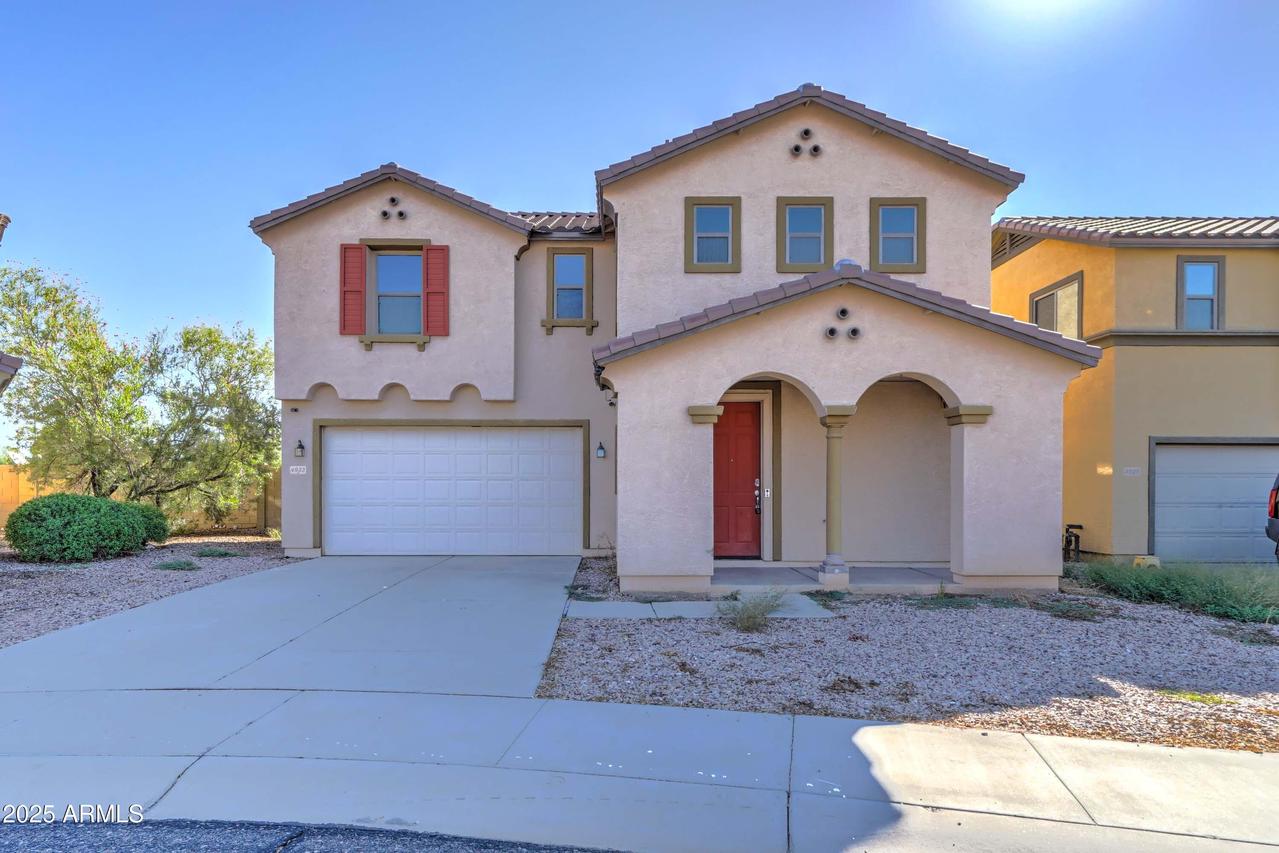 4933 N 108th Ave., Phoenix, AZ 85037