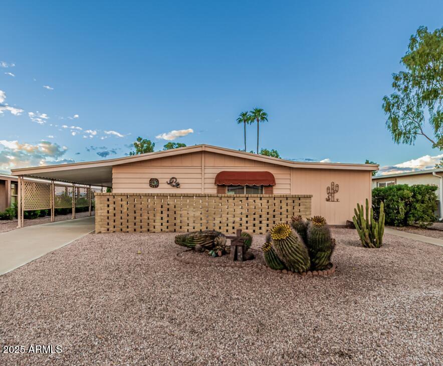 9044 E Sun Lakes Blvd., Sun Lakes, AZ 85248