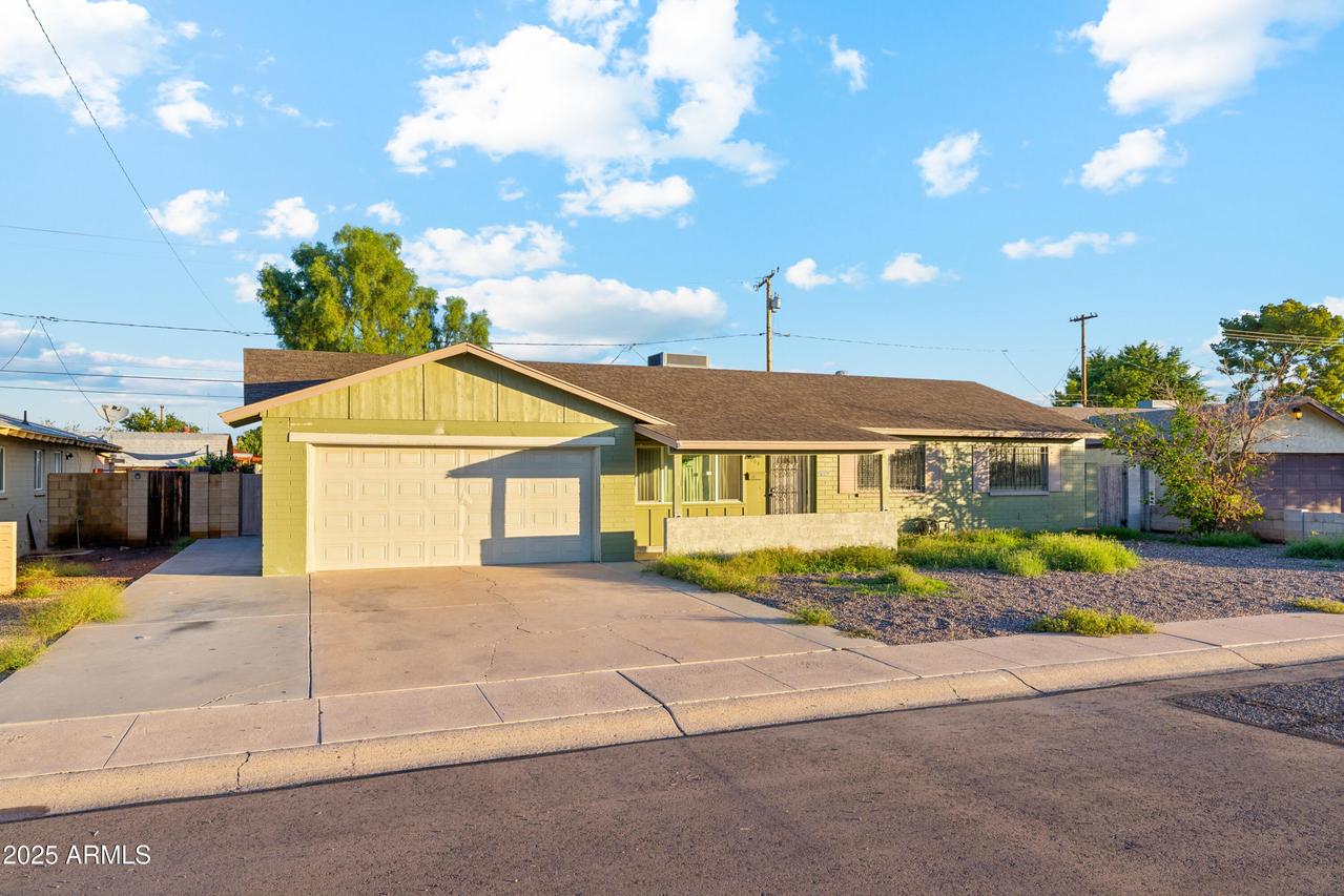 4004 W Myrtle Ave., Phoenix, AZ 85051