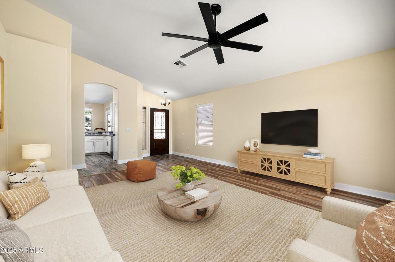 239 W Angela Dr., Phoenix, AZ 85023