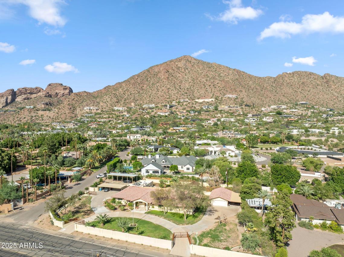 5310 E Camelback Rd., Phoenix, AZ 85018