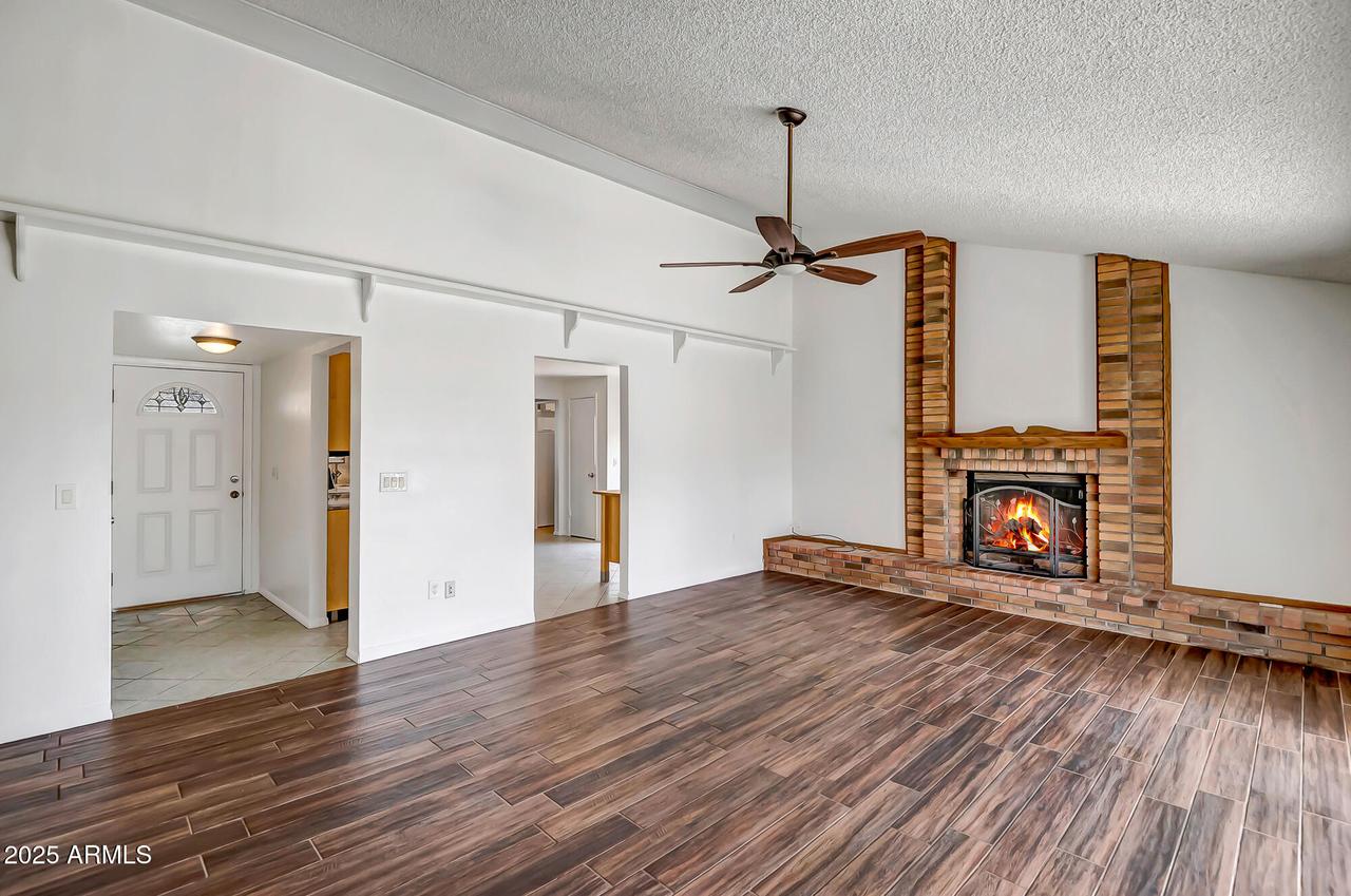 5601 W Carol Ave., Glendale, AZ 85302
